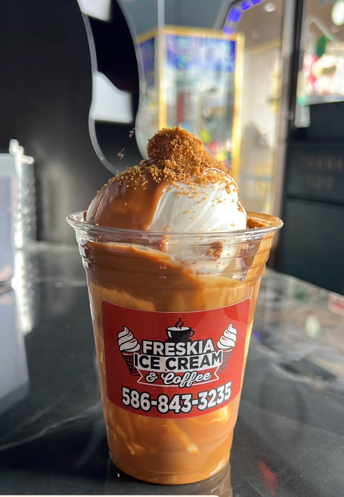 Freskia iced caramel coffee drink